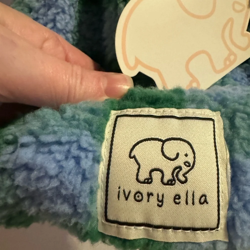 Ivory Ella fleece hat NWT